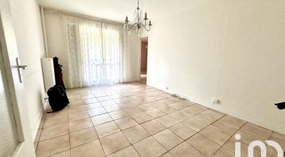 Appartement 3 pièces de 65 m² à Charleville-Mézières (08000)