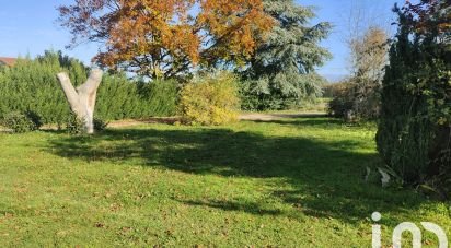 Terrain de 2 565 m² à Feigères (74160)