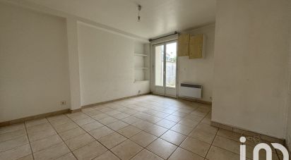 Appartement 3 pièces de 45 m² à Chevry-Cossigny (77173)