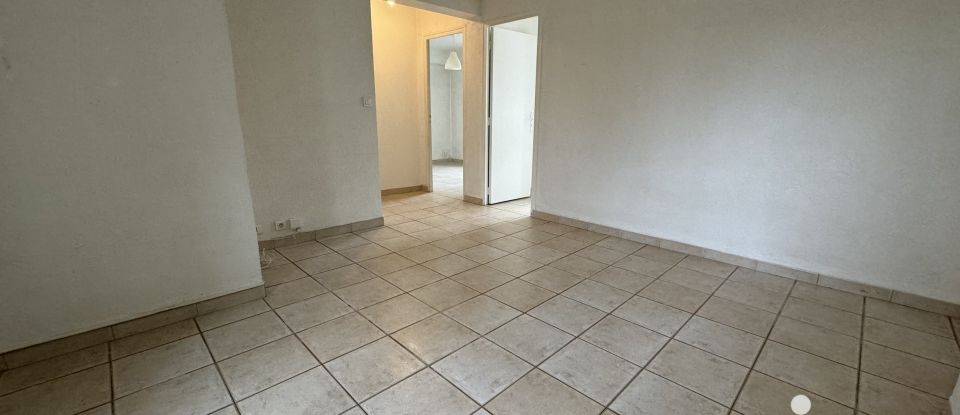 Appartement 3 pièces de 45 m² à Chevry-Cossigny (77173)