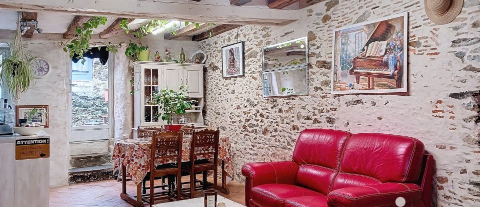 Traditional house 4 rooms of 95 m² in Chemillé-en-Anjou (49120)