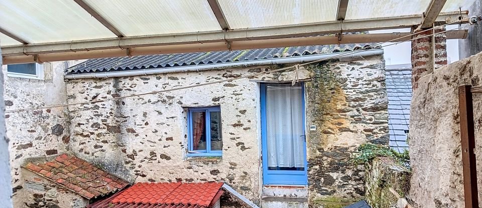 Traditional house 4 rooms of 95 m² in Chemillé-en-Anjou (49120)