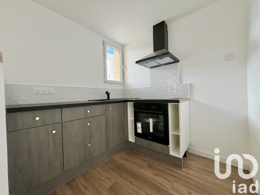 Immeuble de 86 m² à Poitiers (86000)