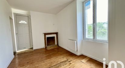 Immeuble de 86 m² à Poitiers (86000)