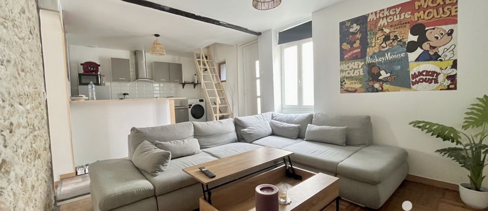 Immeuble de 86 m² à Poitiers (86000)