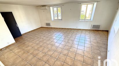 Immeuble de 182 m² à Pierrelatte (26700)