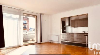 Apartment 3 rooms of 84 m² in Enghien-les-Bains (95880)