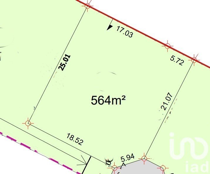 Land of 564 m² in Roaillan (33210)