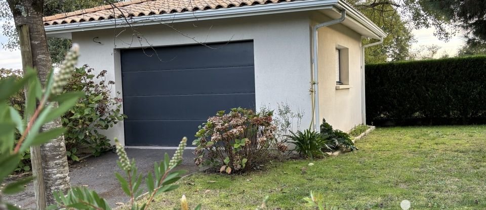 Maison traditionnelle 6 pièces de 135 m² à Carignan-de-Bordeaux (33360)