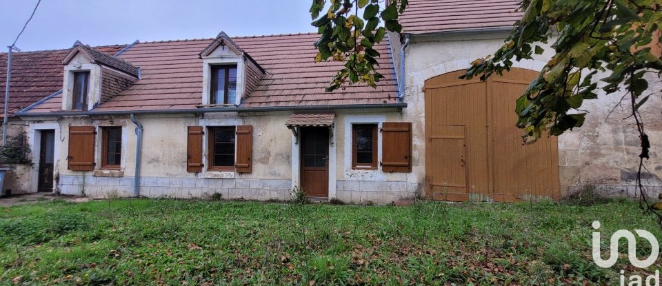 Country house 3 rooms of 65 m² in Saint-Pierre-les-Étieux (18210)