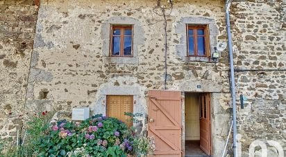 Ferme 6 pièces de 130 m² à Saint-Amant-Roche-Savine (63890)