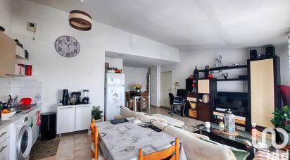 Appartement 2 pièces de 53 m² à Châteaurenard (13160)