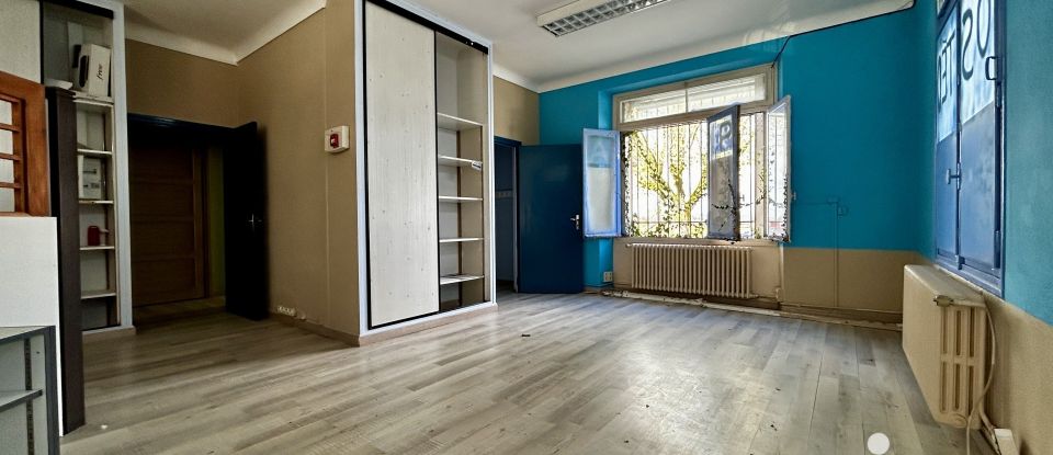 Immeuble de 215 m² à Naucelle (12800)