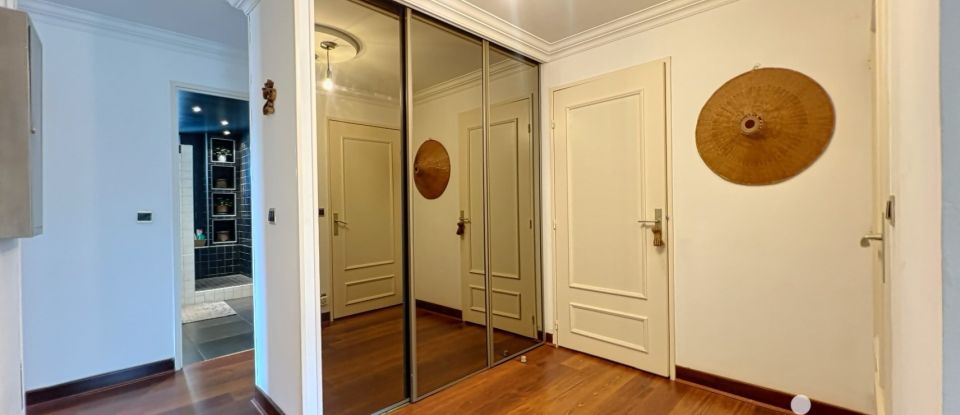 Appartement 5 pièces de 136 m² à La Trinité (06340)