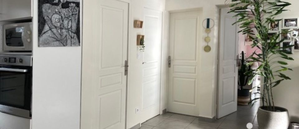 Appartement 3 pièces de 72 m² à Avignon (84000)