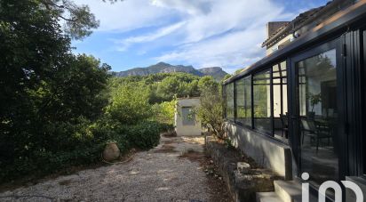 Maison de campagne 6 pièces de 211 m² à Le Revest-les-Eaux (83200)