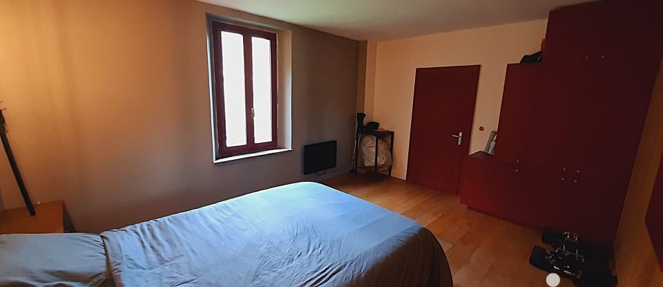 Maison 6 pièces de 189 m² à Bœurs-en-Othe (89770)