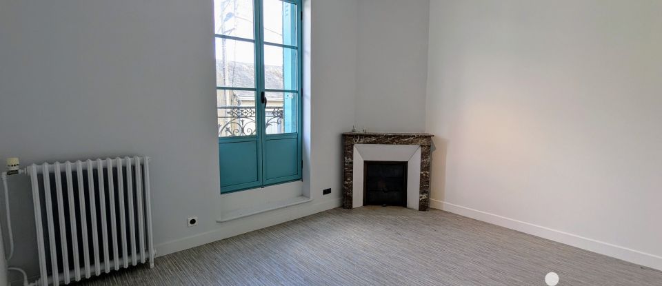 Maison de ville 8 pièces de 193 m² à Châteaudun (28200)