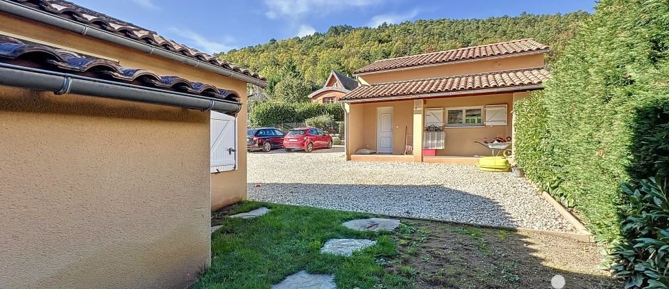 Maison traditionnelle 5 pièces de 112 m² à Rivière-sur-Tarn (12640)