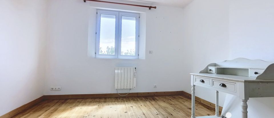 Maison 7 pièces de 171 m² à Aytré (17440)