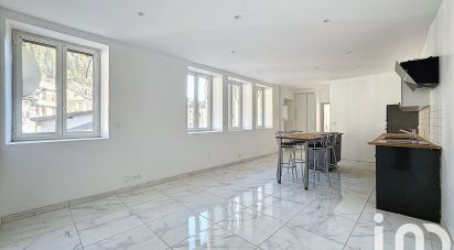 Appartement 3 pièces de 64 m² à Hauts de Bienne (39400)