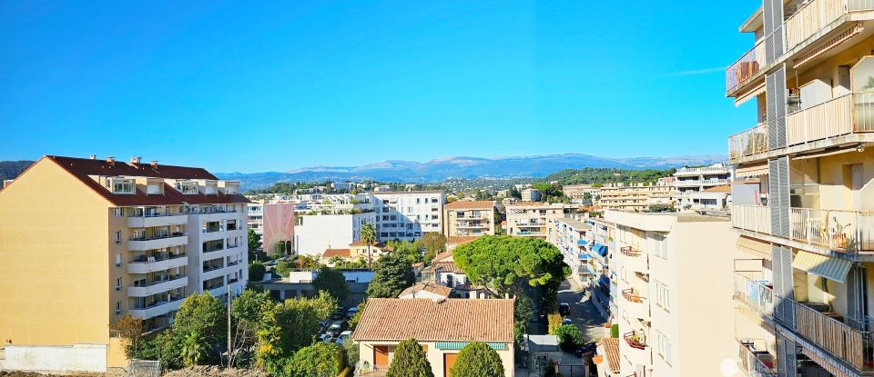 Appartement 3 pièces de 54 m² à Cannes (06150)