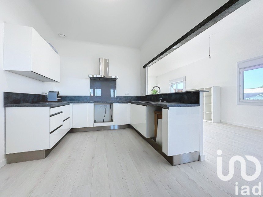 Immeuble de 280 m² à Vendays-Montalivet (33930)