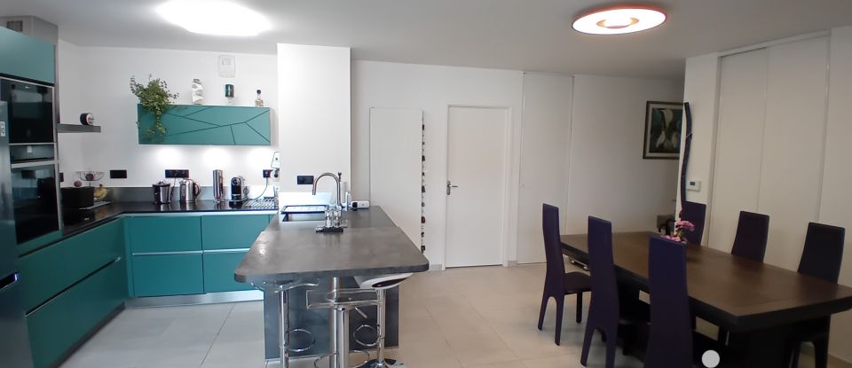 Appartement 4 pièces de 93 m² à Pornic (44210)