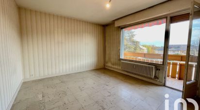 Apartment 4 rooms of 73 m² in Bassens (73000)