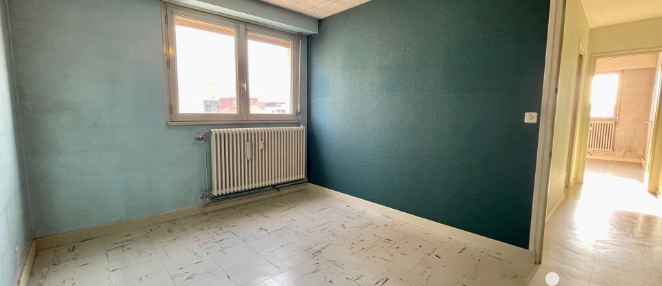 Apartment 4 rooms of 73 m² in Bassens (73000)