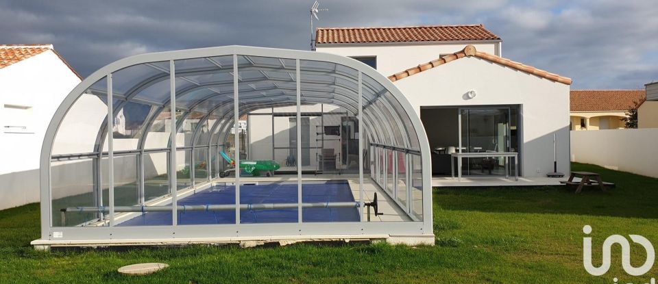 Maison traditionnelle 5 pièces de 119 m² à L'Île-d'Olonne (85340)