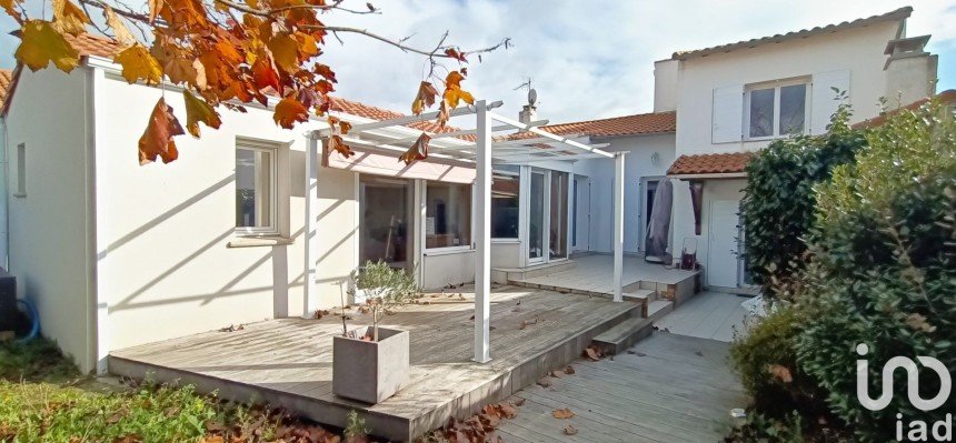 Maison 5 pièces de 135 m² à Pont-Saint-Martin (44860)