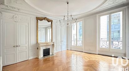 Appartement 5 pièces de 132 m² à Paris (75009)