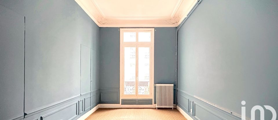 Appartement 5 pièces de 132 m² à Paris (75009)