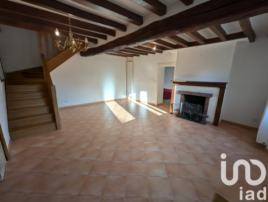 House 5 rooms of 111 m² in Mont-Saint-Sulpice (89250)