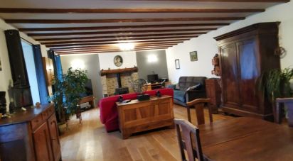 Longere 5 rooms of 168 m² in Plésidy (22720)