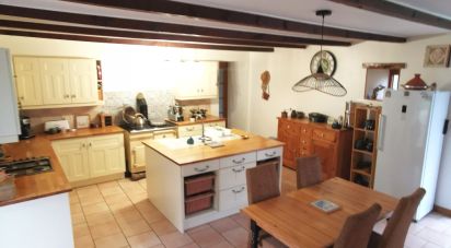 House 5 rooms of 168 m² in Plésidy (22720)