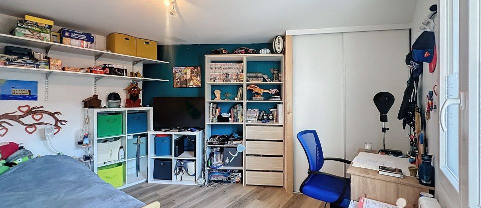 Maison 5 pièces de 100 m² à Lyaud (74200)