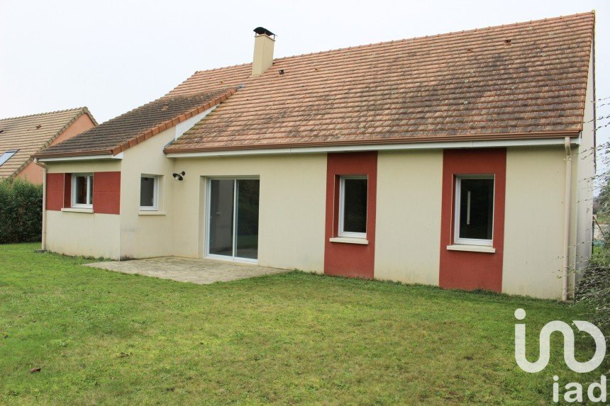 Maison 4 pièces de 92 m² à Aigné (72650)