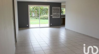 Maison 4 pièces de 92 m² à Aigné (72650)