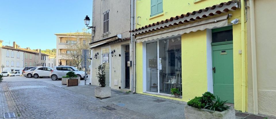 Business premises of 25 m² in La Garde-Freinet (83680)