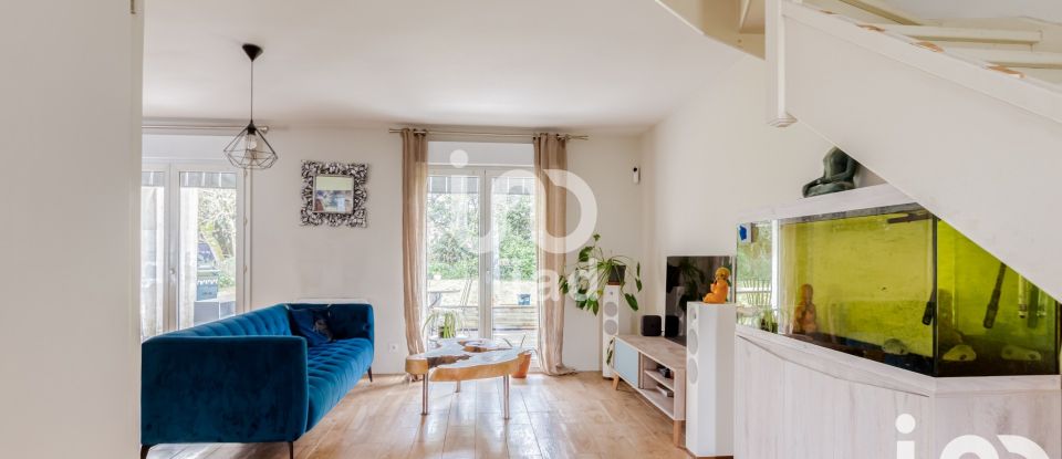 Maison 5 pièces de 115 m² à Cenon (33150)