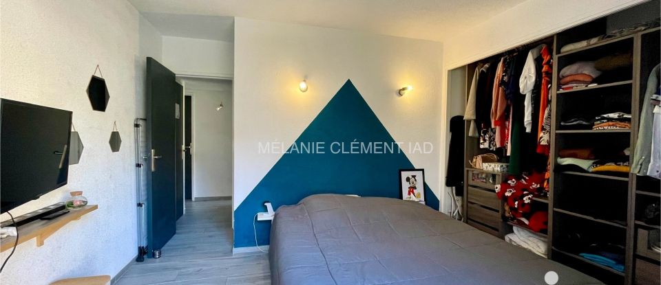 Appartement 4 pièces de 90 m² à Six-Fours-les-Plages (83140)