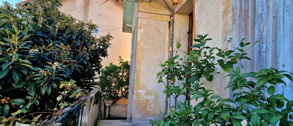 House 6 rooms of 150 m² in Marseille (13009)