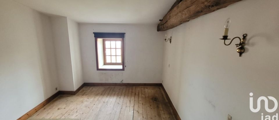 Maison traditionnelle 10 pièces de 292 m² à Cozes (17120)