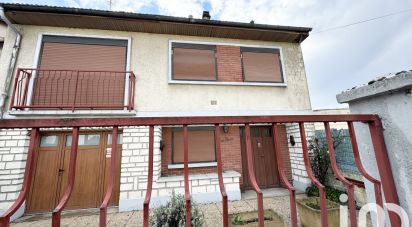 Maison 3 pièces de 77 m² à Stains (93240)