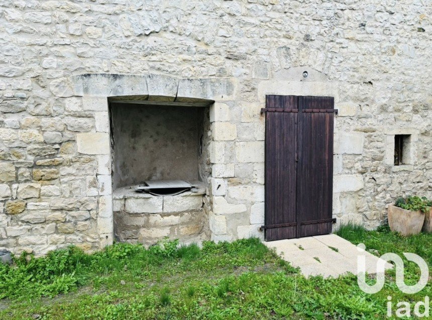 Maison traditionnelle 5 pièces de 170 m² à La Rochelle (17000)