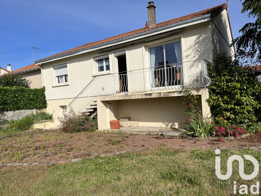 Pavillon 5 pièces de 86 m² à Cholet (49300)