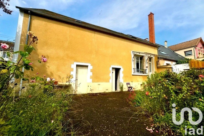 House 6 rooms of 110 m² in Sancerre (18300)