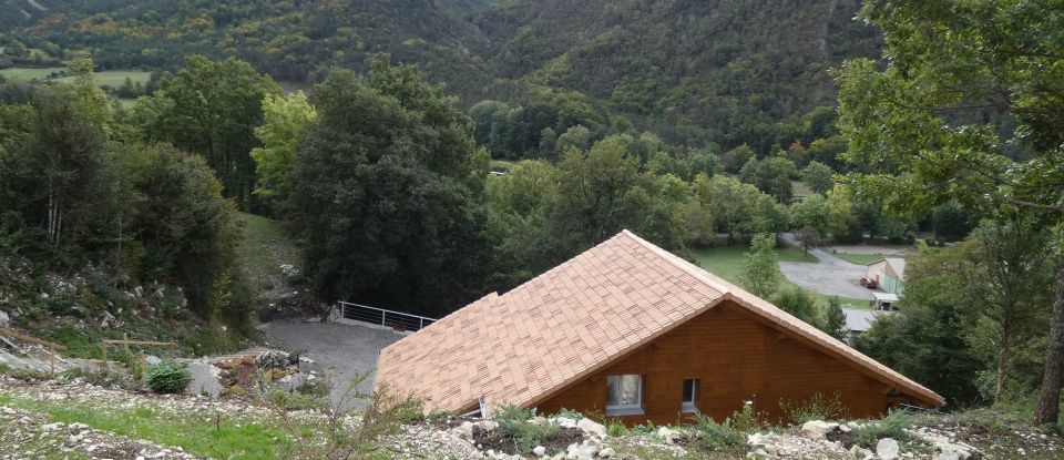 Maison 3 pièces de 110 m² à Saint-Julien-en-Beauchêne (05140)